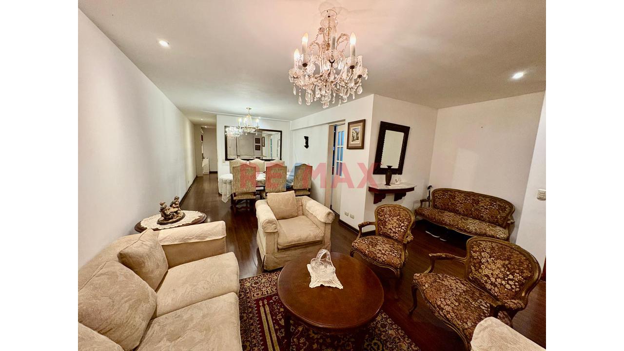 Precio De Ocasión - Venta De Dpto. En Zona Exclusiva De Chacarilla - Surco - 2
