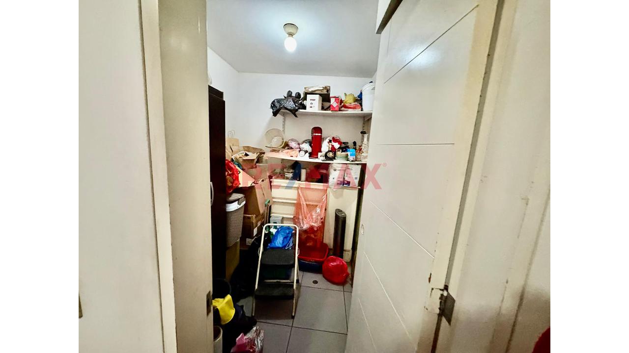 Precio De Ocasión - Venta De Dpto. En Zona Exclusiva De Chacarilla - Surco - 18