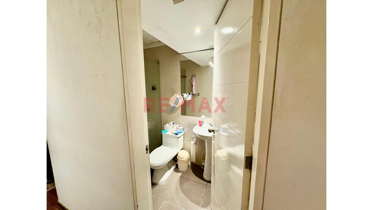 Precio De Ocasión - Venta De Dpto. En Zona Exclusiva De Chacarilla - Surco - 11