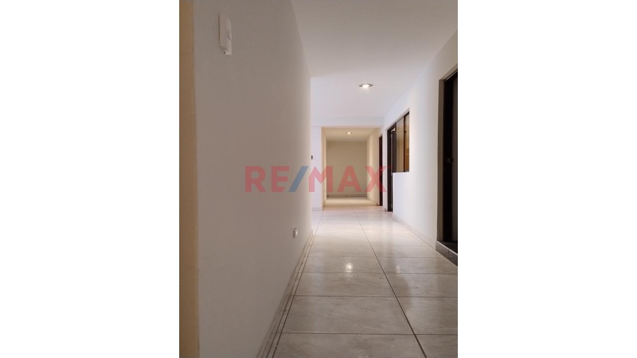 Venta Casa Vivienda En Urbanizaciòn Perù - San Martin De Porres — foto 9