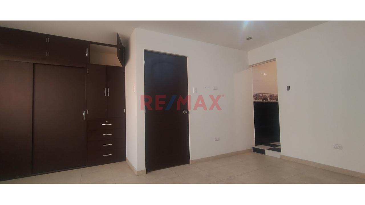 Venta Casa Vivienda En Urbanizaciòn Perù - San Martin De Porres — foto 5