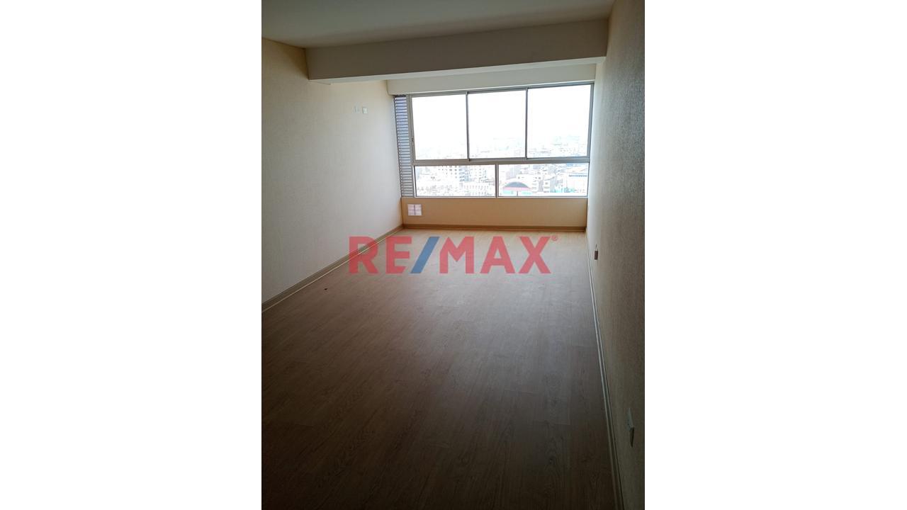 Vendo Dpto. Flat De Estreno 89.5 M2. Santa Beatriz 3 Dormitorios No Paga Alcabala, Entrega Inmediata.
