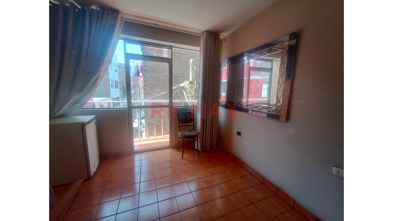 🏠 ¡Venta Del 95% En Acciones Y Derechos De Casa De 4 Pisos En La Victoria - 12