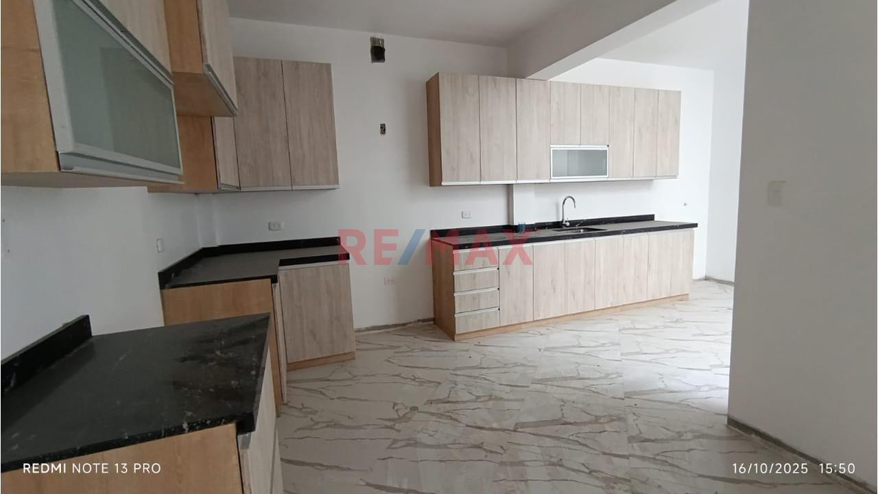 Casa De 3 Pisos En Venta – Urb. Estancia De Santa María, Menorca | Ica - 4