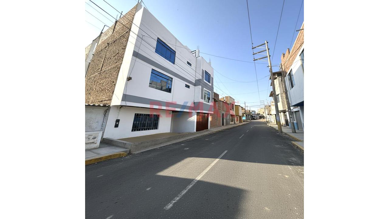 Venta De Hostal De 3 Pisos 25 Hab En La Esperanza – Sector Santa Verónica, Pasaje Costa Rica - 21