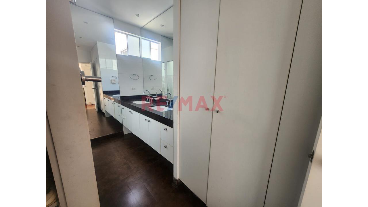 Venta Espectacular Duplex En Urbanizacion San Antonio Miraflores - 11
