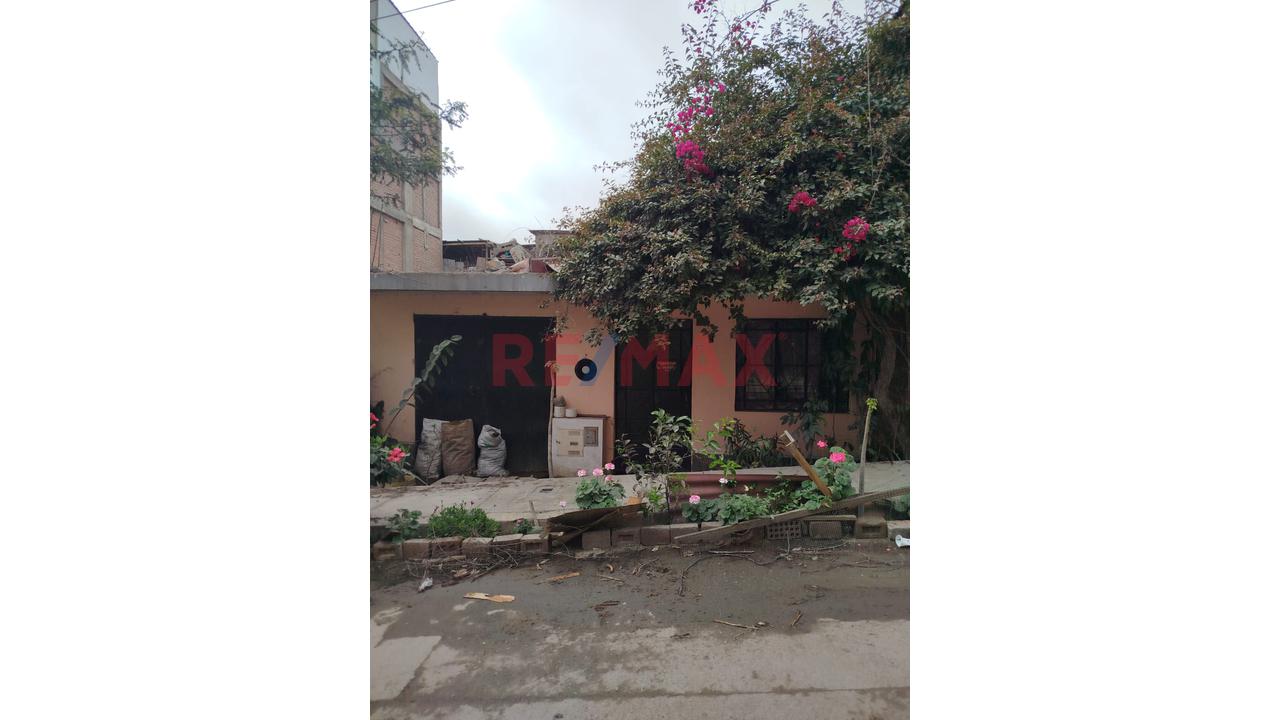 Venta Casa Como Terreno , 140Mts2.Villa El Salvador