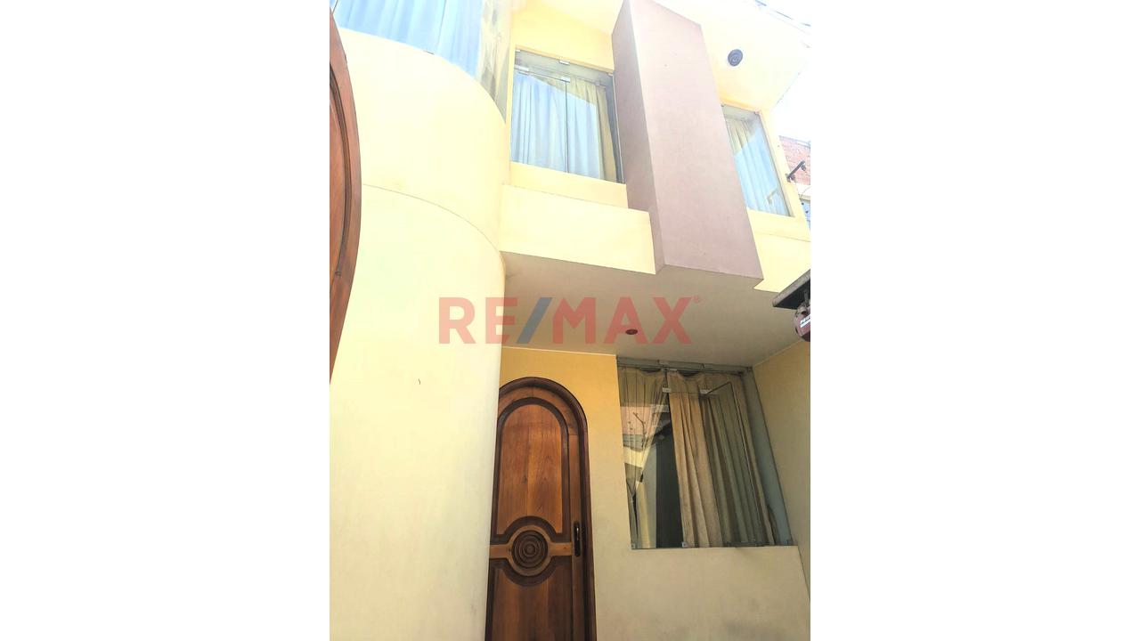 Remate De Hermosa Y Moderna Casa En Caraponguillo, Lurigancho - Chosica - 2