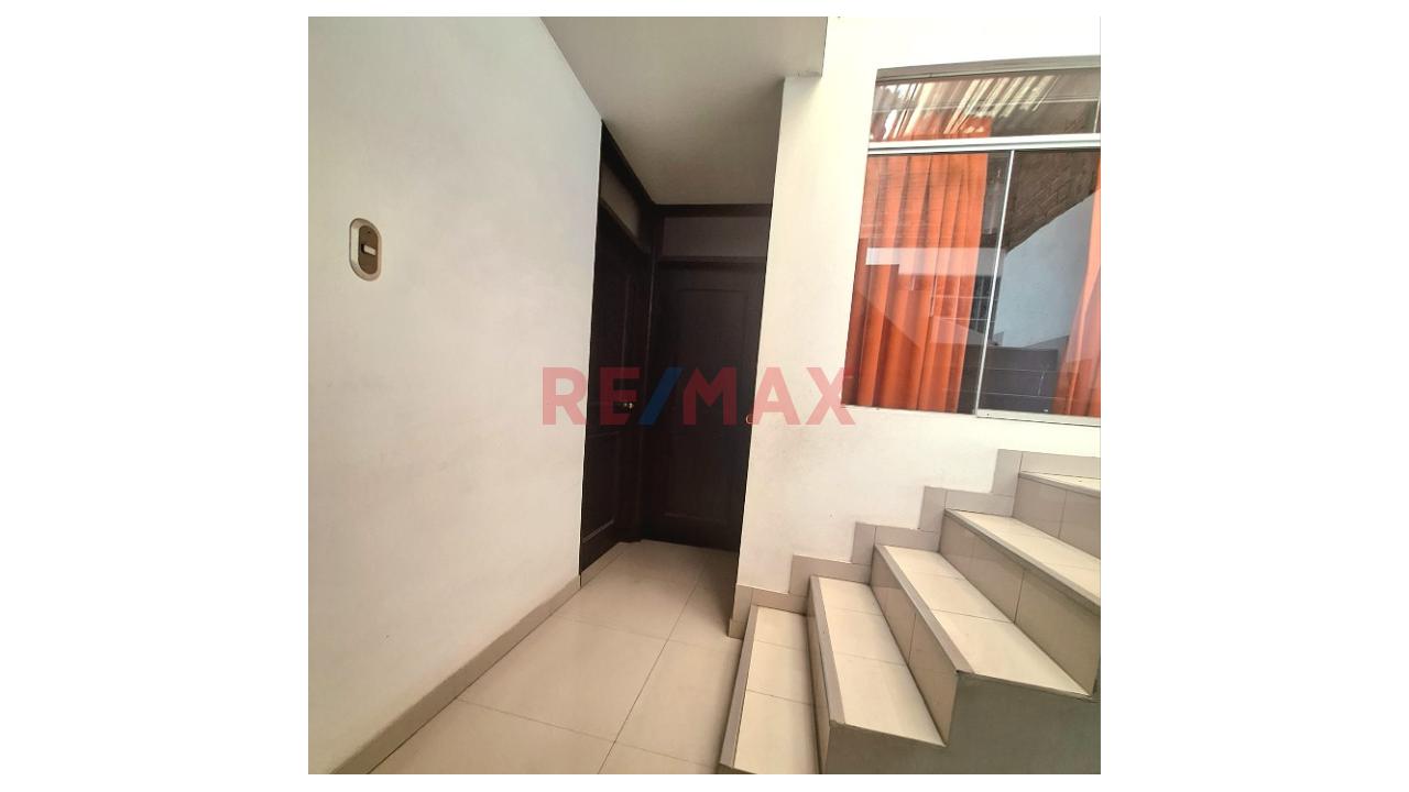 Remate De Hermosa Y Moderna Casa En Caraponguillo, Lurigancho - Chosica - 9