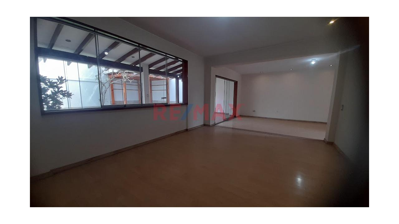 Casa De 3 Pisos Con Uso Comercial – Ideal Vivienda + Consultorios/Oficinas – Javier Prado Este, Cdra. 62 – Frente A Ibm — foto 5