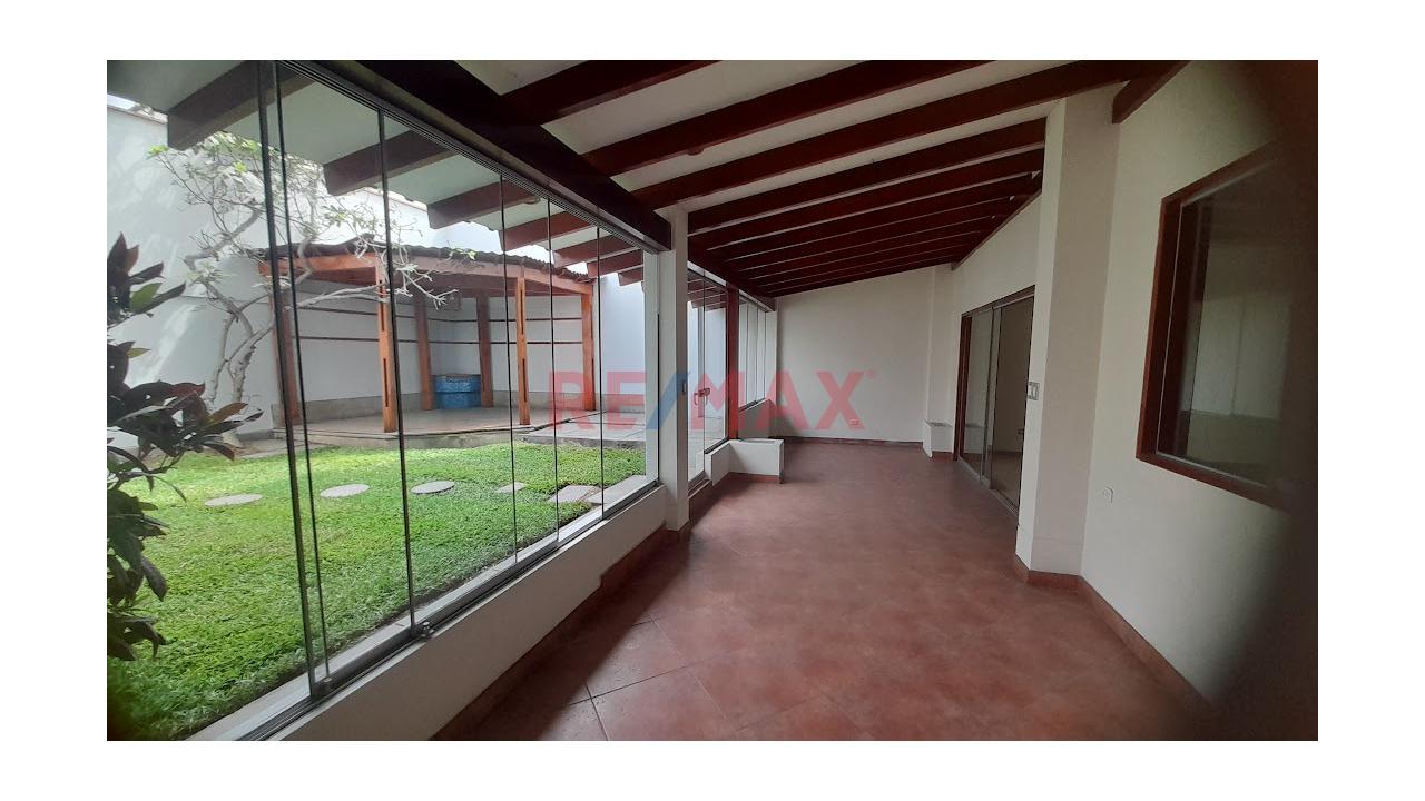 Casa De 3 Pisos Con Uso Comercial – Ideal Vivienda + Consultorios/Oficinas – Javier Prado Este, Cdra. 62 – Frente A Ibm — foto 10