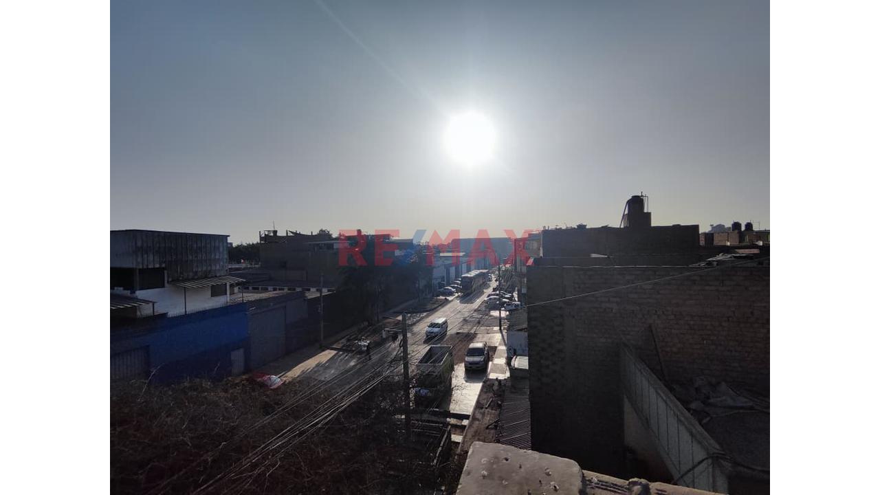 Venta De Inmueble 2Do Y 3Er Piso Más Azotea En Ate - Urbanización Los Sauces Vivienda Taller - 4