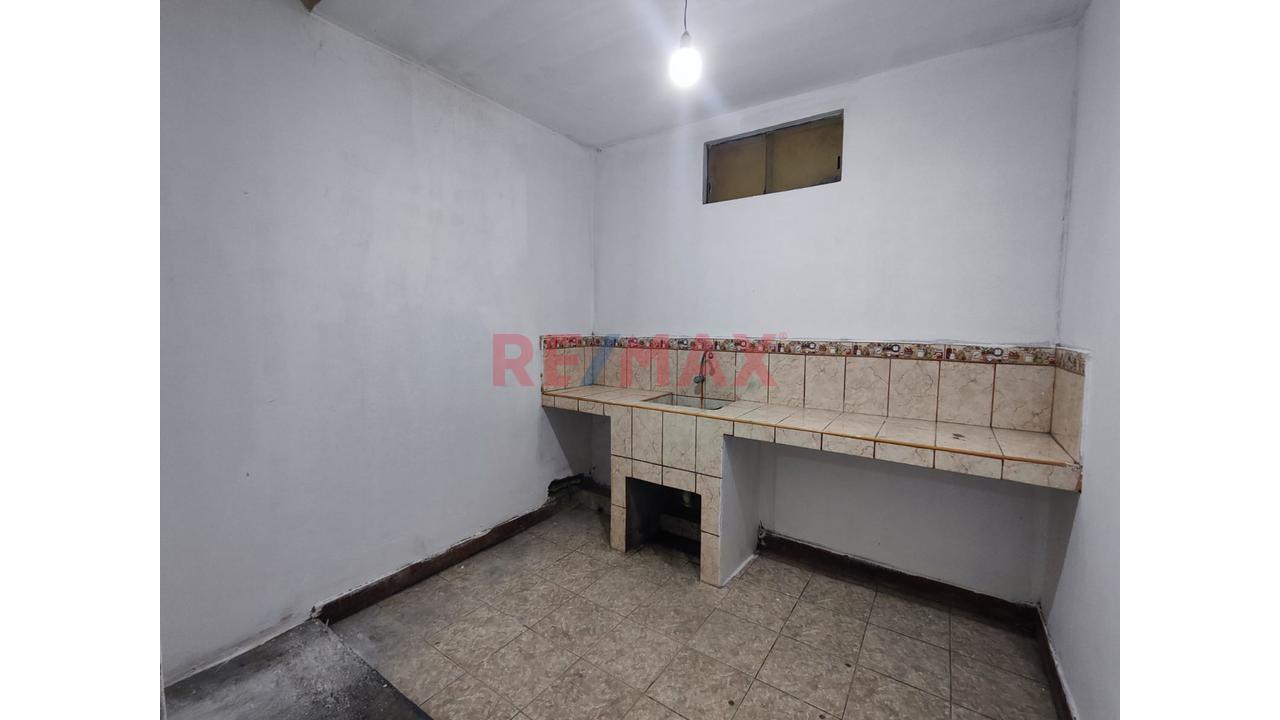 Venta De Inmueble 2Do Y 3Er Piso Más Azotea En Ate - Urbanización Los Sauces Vivienda Taller - 21
