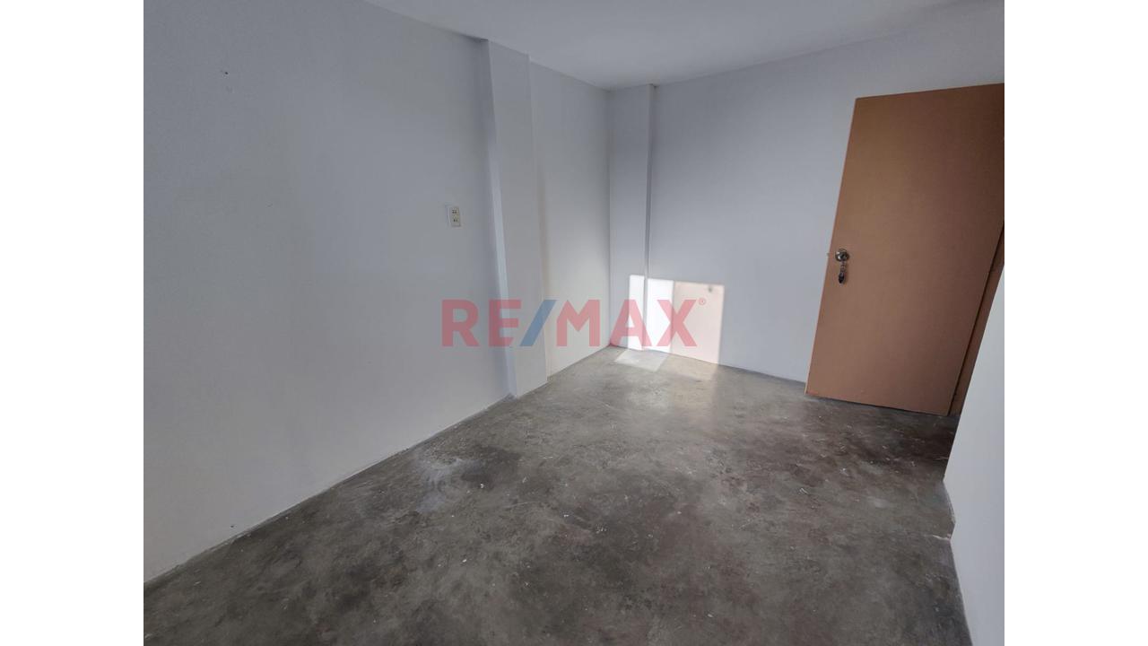 Venta De Inmueble 2Do Y 3Er Piso Más Azotea En Ate - Urbanización Los Sauces Vivienda Taller - 10