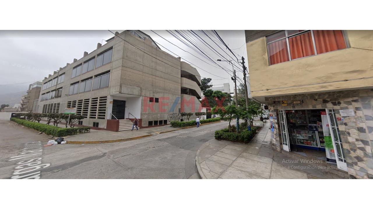 Se Vende Casa Como Terreno En Av Panamericana Norte-Esquina — foto 7