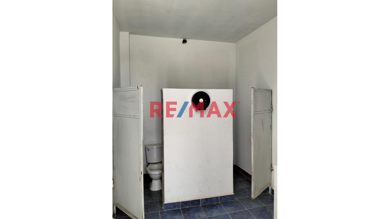 Se Alquila Local Comercial En Av Principal San Juan Bautista - 8