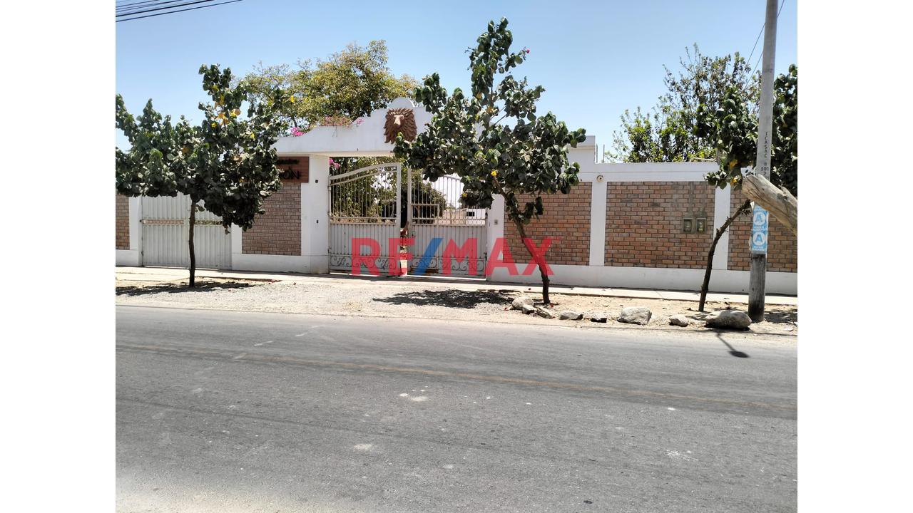 Se Alquila Local Comercial En Av Principal San Juan Bautista - 2