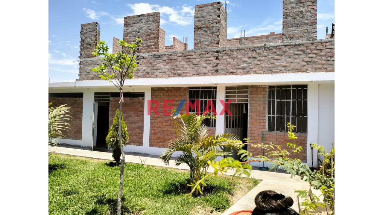 Se Alquila Local Comercial En Av Principal San Juan Bautista - 16
