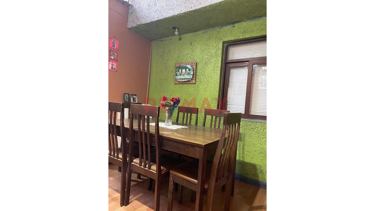 Venta De Casa En Zona Comercial San Juan De Miraflores (Esquina) — foto 11