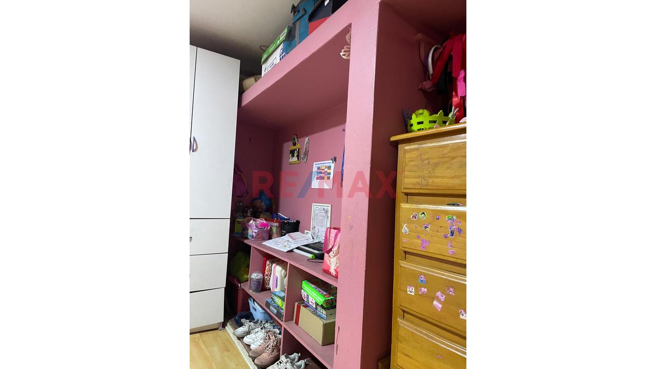 Venta De Casa En Zona Comercial San Juan De Miraflores (Esquina) — foto 9