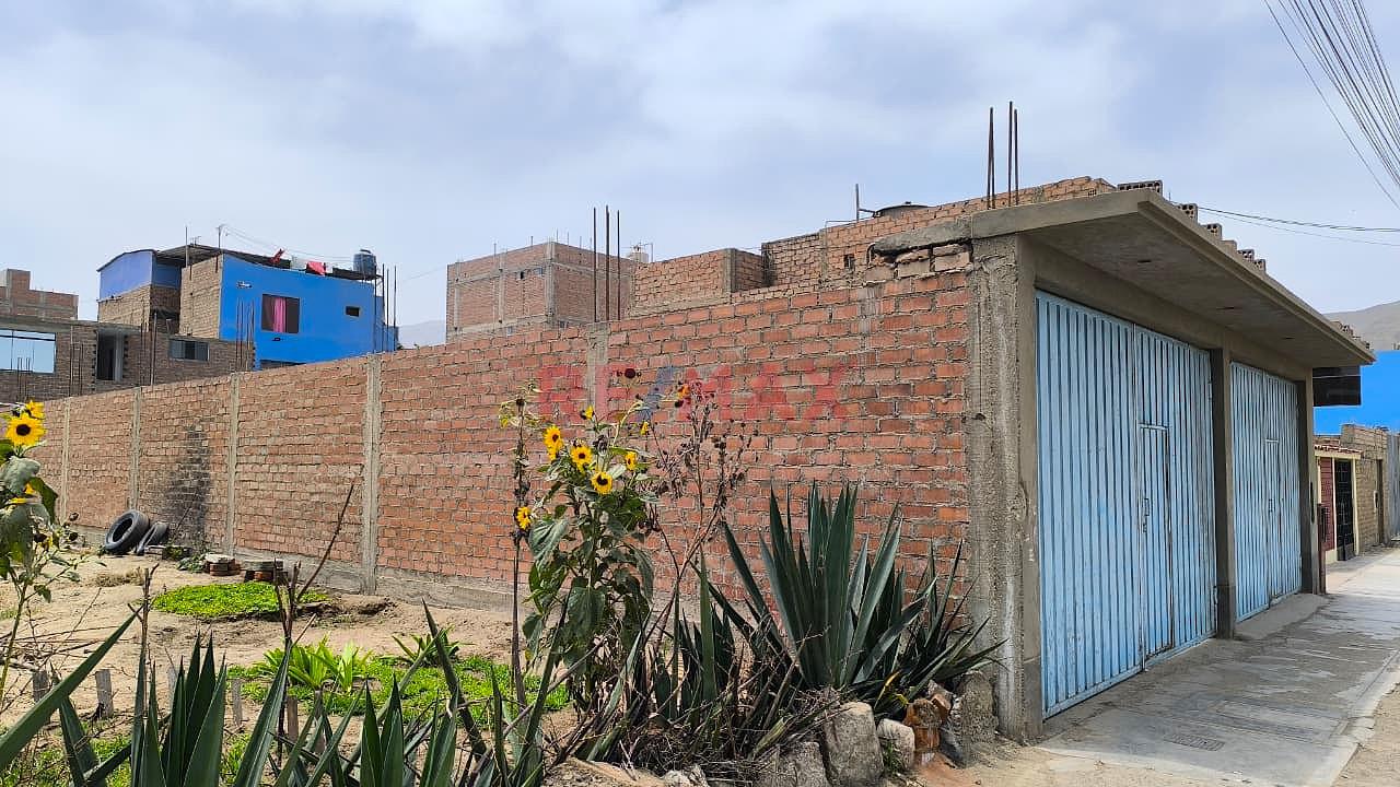 Se Vende Terreno De 250 M2 A Cdra. Y Media De La Av. Panamericana Norte — foto 9