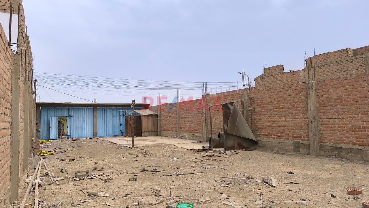 Se Vende Terreno De 250 M2 A Cdra. Y Media De La Av. Panamericana Norte — foto 6