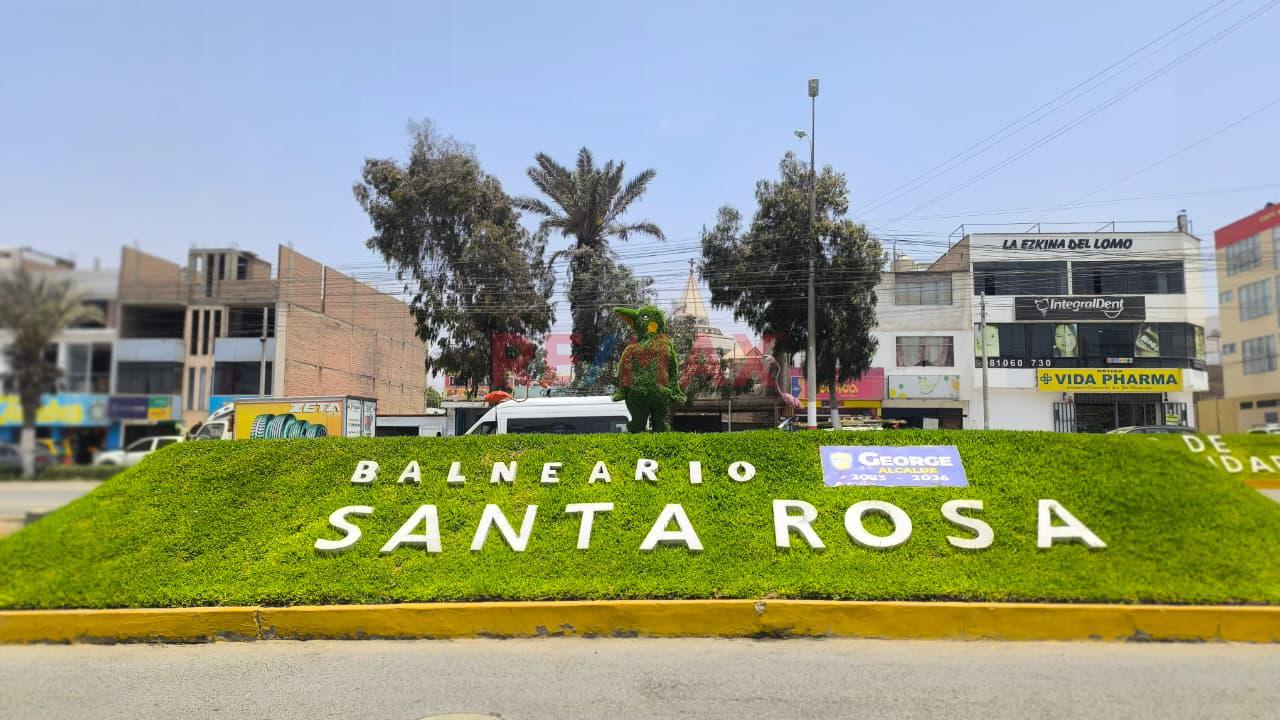 Se Vende Terreno De 250 M2 A Cdra. Y Media De La Av. Panamericana Norte