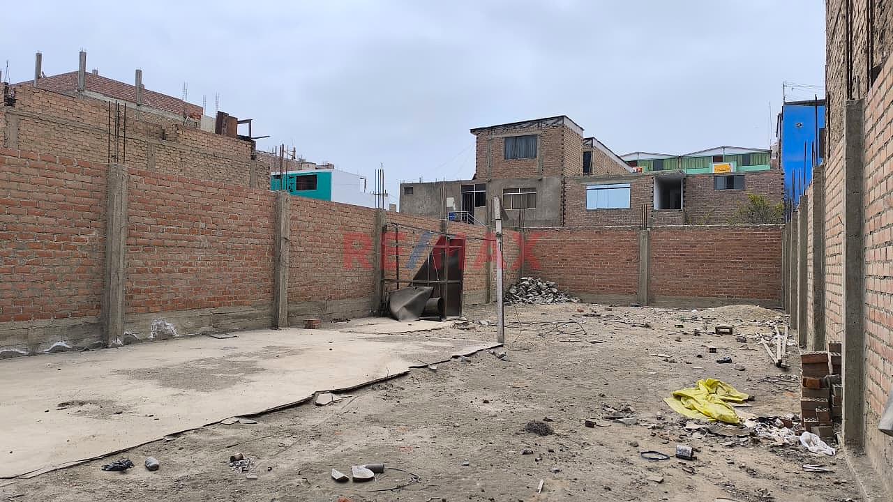 Se Vende Terreno De 250 M2 A Cdra. Y Media De La Av. Panamericana Norte — foto 5