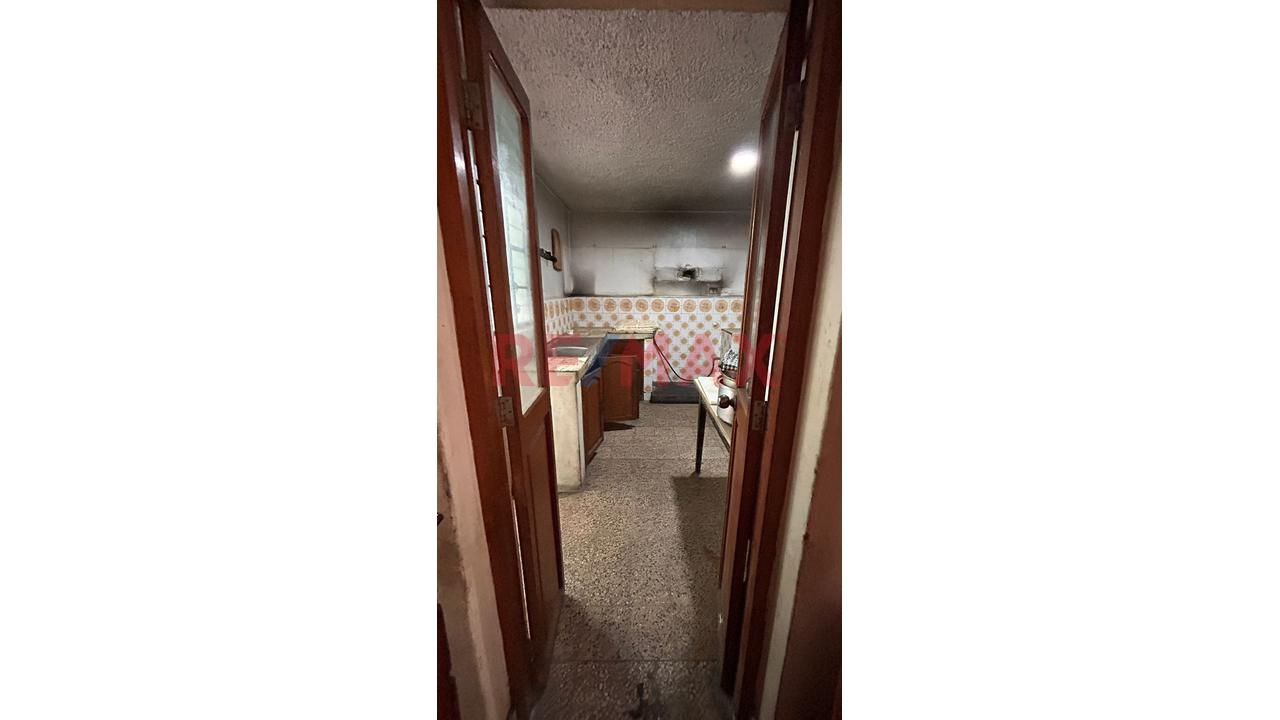 Oportunidad De Inversión – Casa De 160 M² De Terreno En Los Olivos Parámetros Para 5 Pisos — foto 15