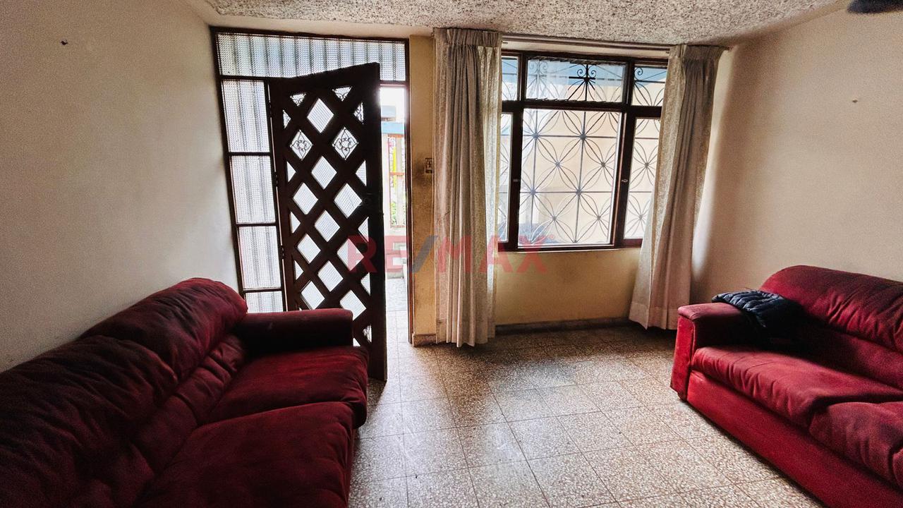 Oportunidad De Inversión – Casa De 160 M² De Terreno En Los Olivos Parámetros Para 5 Pisos — foto 13