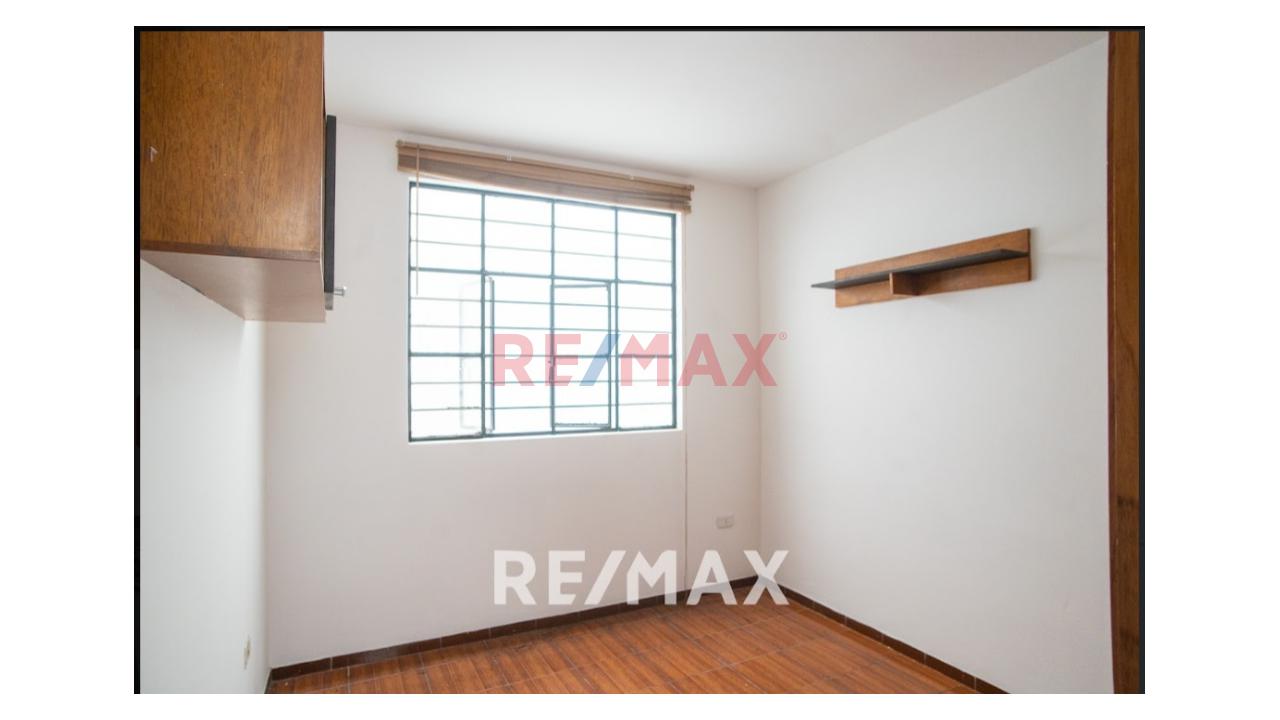 Oportunidad Se Venden 2 Casas En Una Con 6 Departamentos - 7