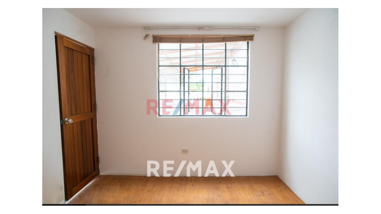 Oportunidad Se Venden 2 Casas En Una Con 6 Departamentos - 6