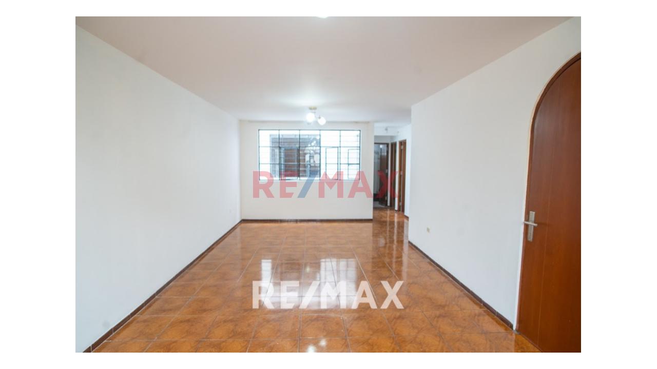 Oportunidad Se Venden 2 Casas En Una Con 6 Departamentos - 14