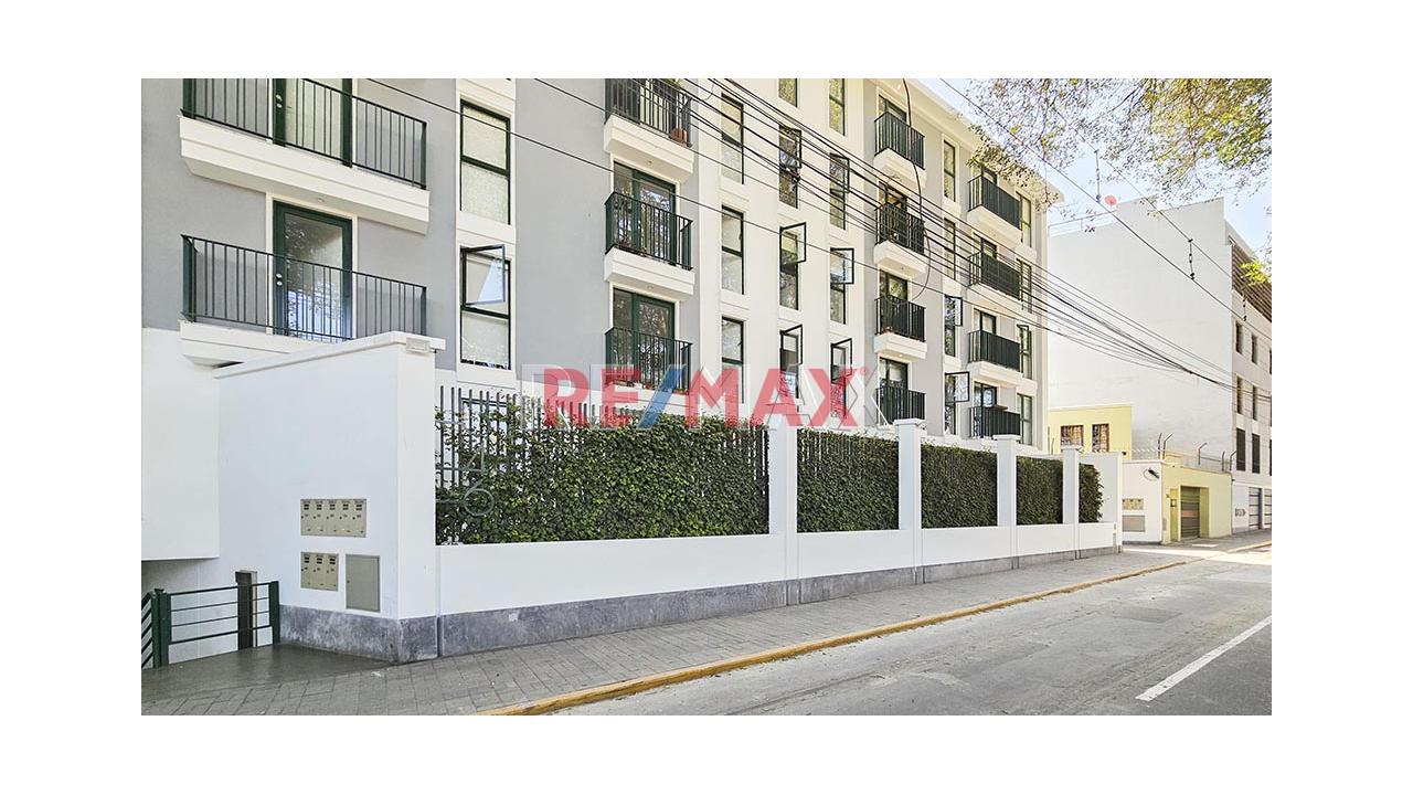 Se Vende Acogedor Departamento Amoblado De 2 Dormitorios En Barranco