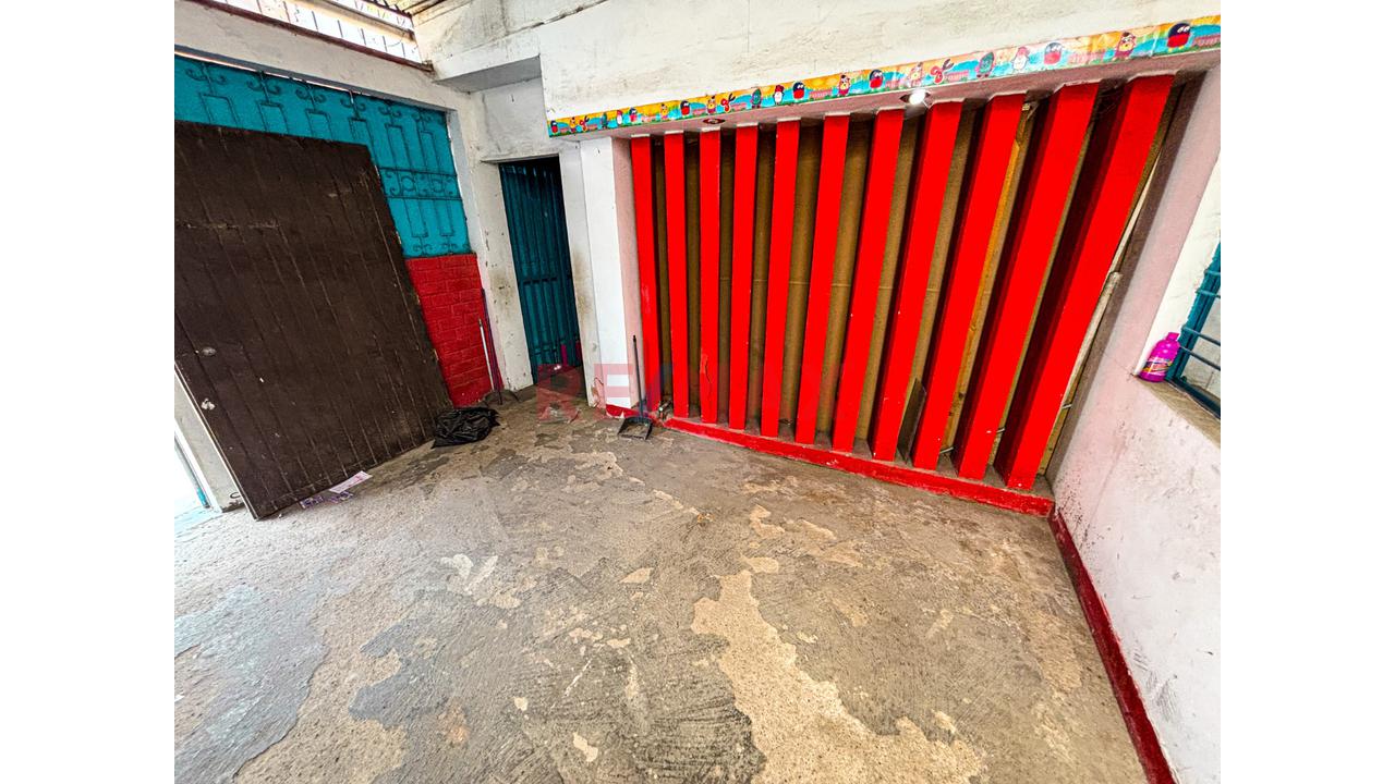 Venta De Casa Como Terreno De 200M2 En San Juan De Miraflores — foto 10