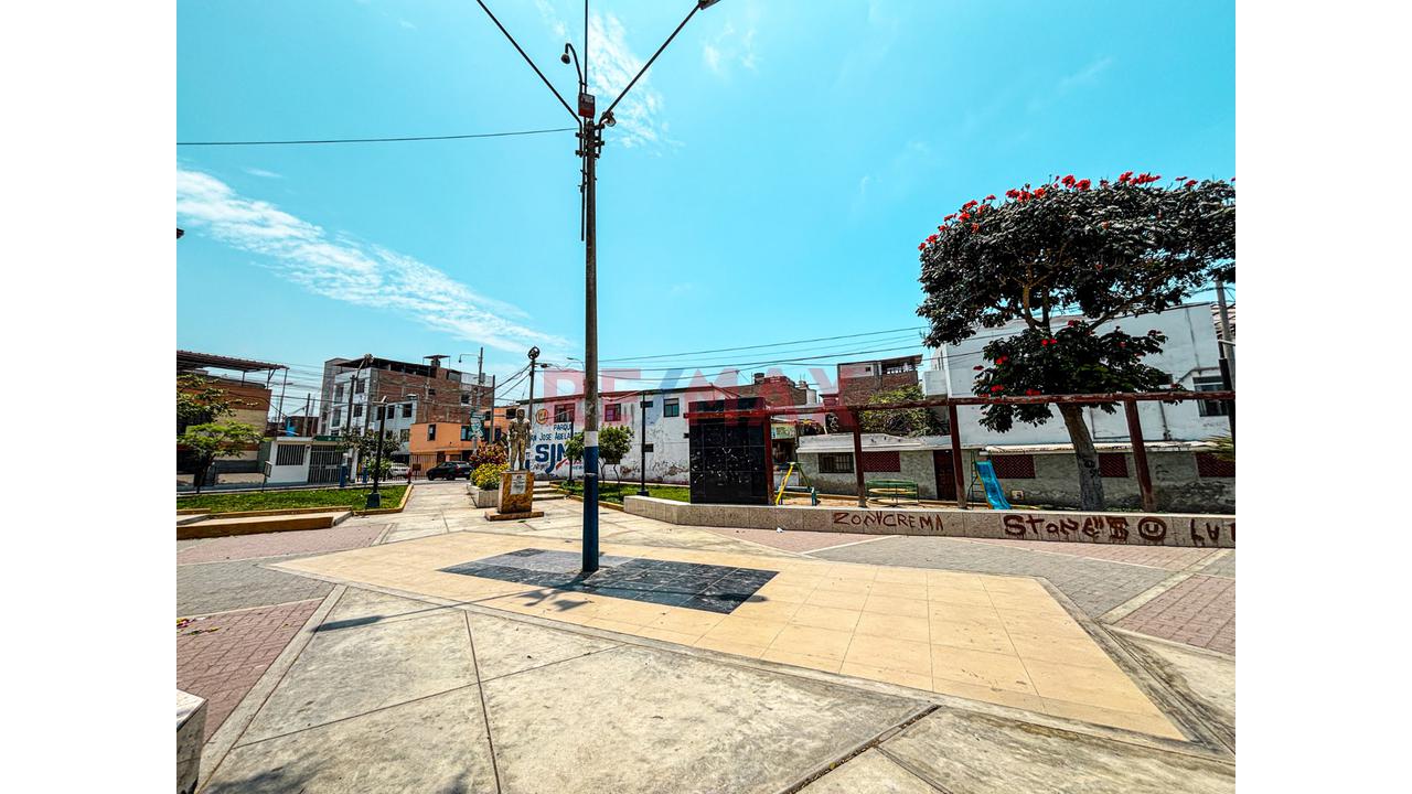 Venta De Casa Como Terreno De 200M2 En San Juan De Miraflores — foto 11