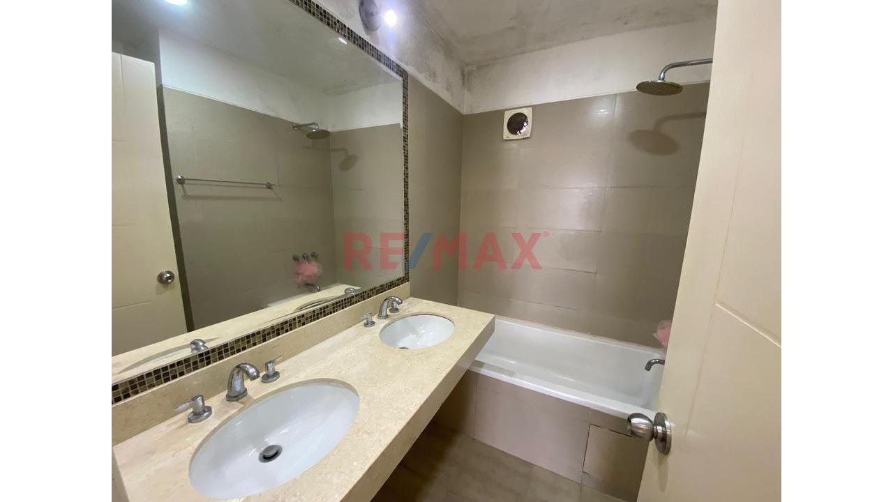 Vendo Departamento En  Miraflores — foto 3