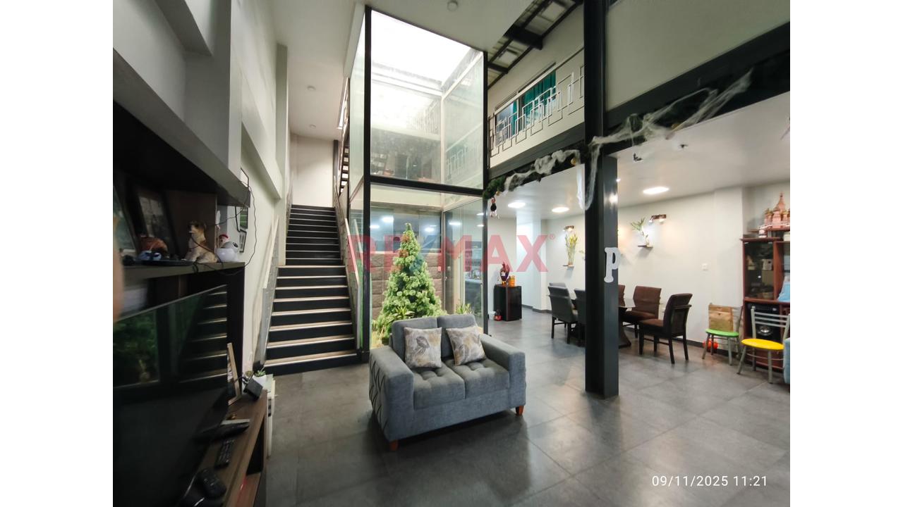 🏢 En Venta – Edificio 4 Pisos Con Uso Comercial En Avenida Mariano Pastor Sevilla Y  Residencial En Villa El Salvador — foto 12
