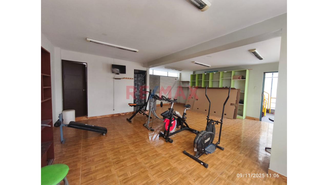 🏢 En Venta – Edificio 4 Pisos Con Uso Comercial En Avenida Mariano Pastor Sevilla Y  Residencial En Villa El Salvador - 19