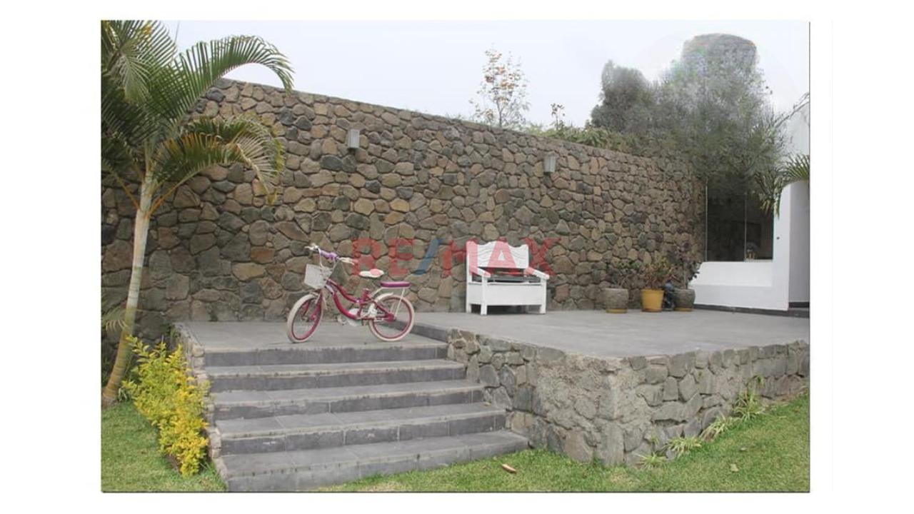 Moderna Casa De Campo/ Chosica — foto 15