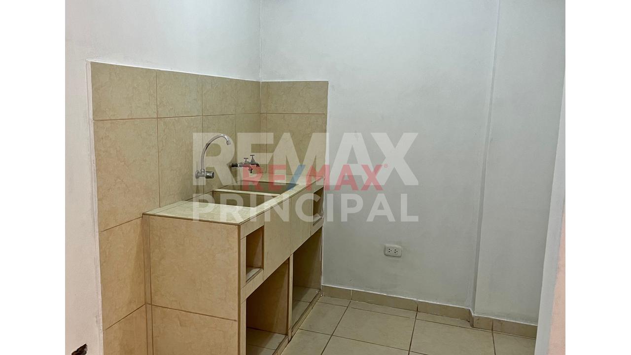 Venta De Casa Con 4 Minidepartamentos  + Azotea  De 210.11 M² En Comas — foto 8