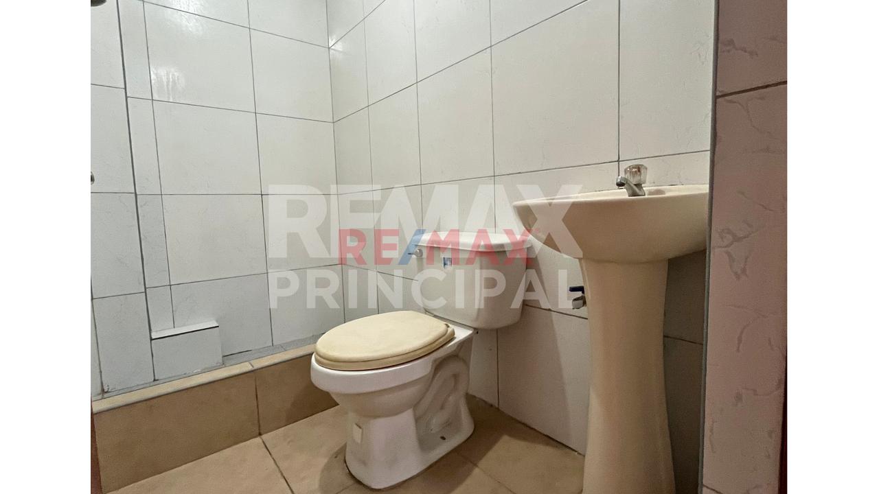Venta De Casa Con 4 Minidepartamentos  + Azotea  De 210.11 M² En Comas — foto 3