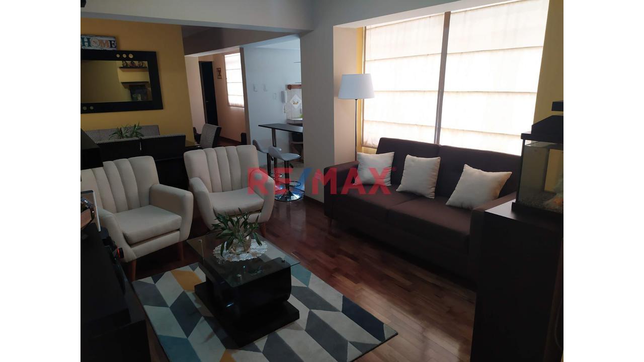 Venta Departamento Con Ascensor – 3 Dormitorios – Urb. Villasol, Los Olivos