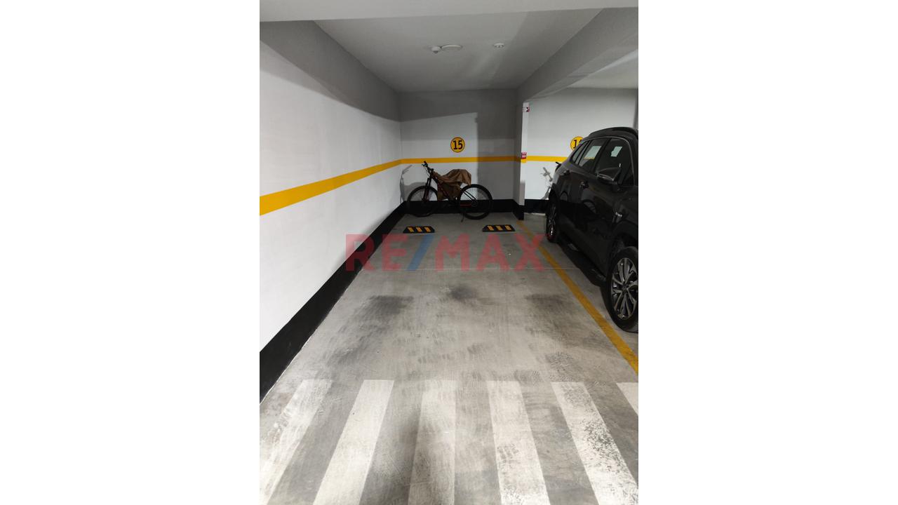Departamento Casi Nuevo En Velasco Astete – Surco | 110 M² | 2 Cocheras Paralelas + Depósito — foto 15