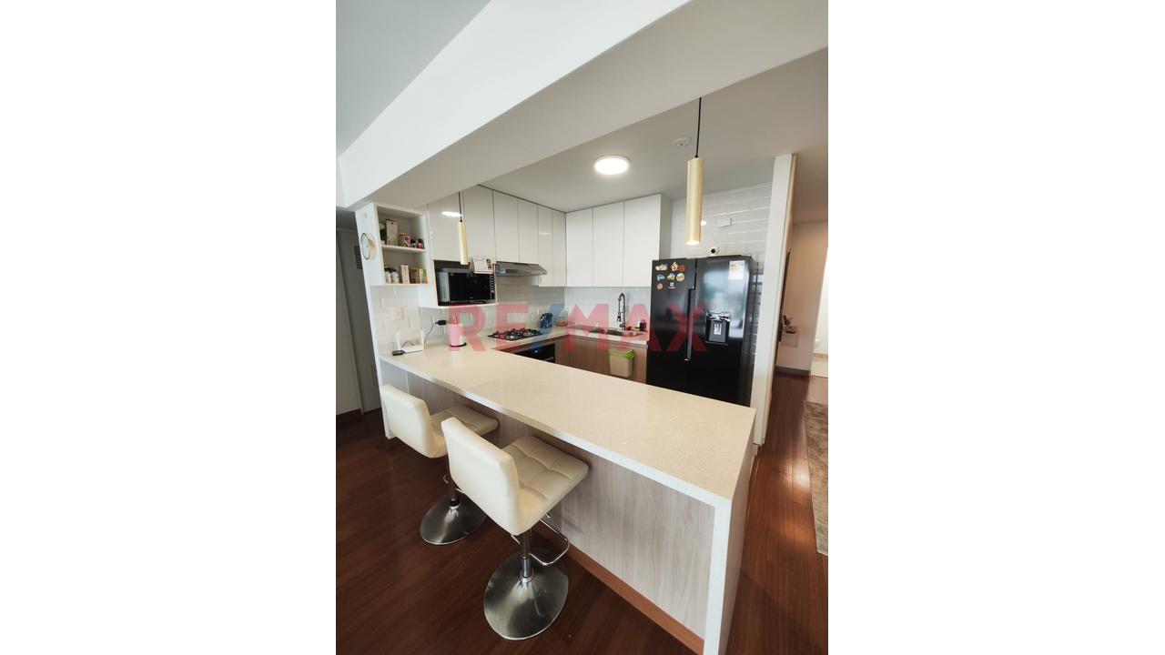 Departamento Casi Nuevo En Velasco Astete – Surco | 110 M² | 2 Cocheras Paralelas + Depósito — foto 4