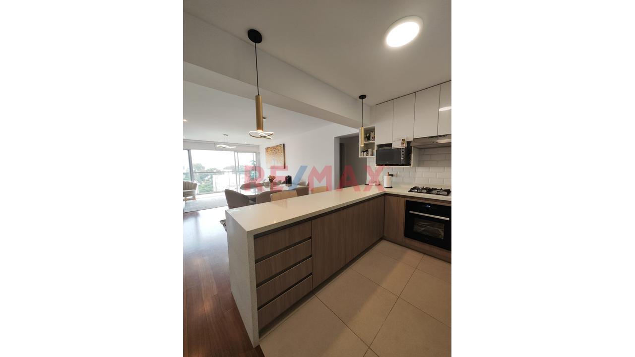 Departamento Casi Nuevo En Velasco Astete – Surco | 110 M² | 2 Cocheras Paralelas + Depósito — foto 3