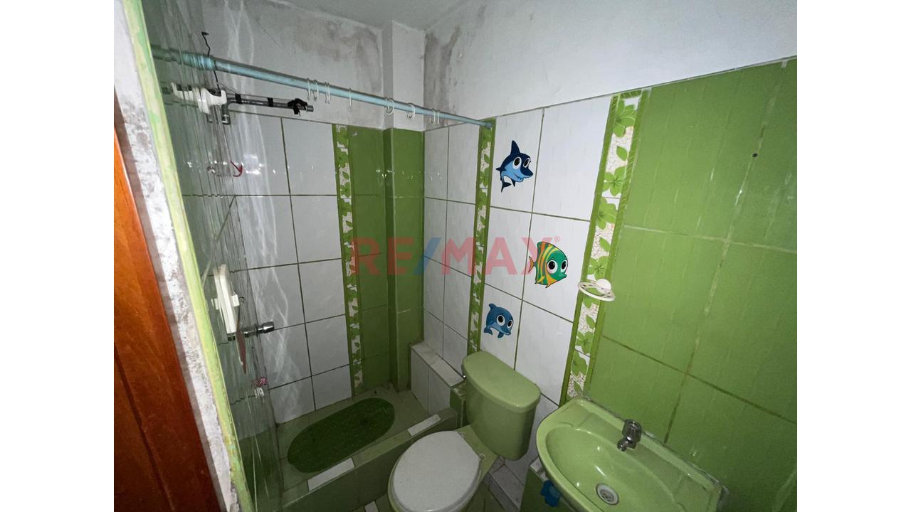 Venta De Casa Dos Frentes, A Unos Pasos Del Mercado Covida Muy Cerca A La Municipalidad De Los Olivos — foto 9