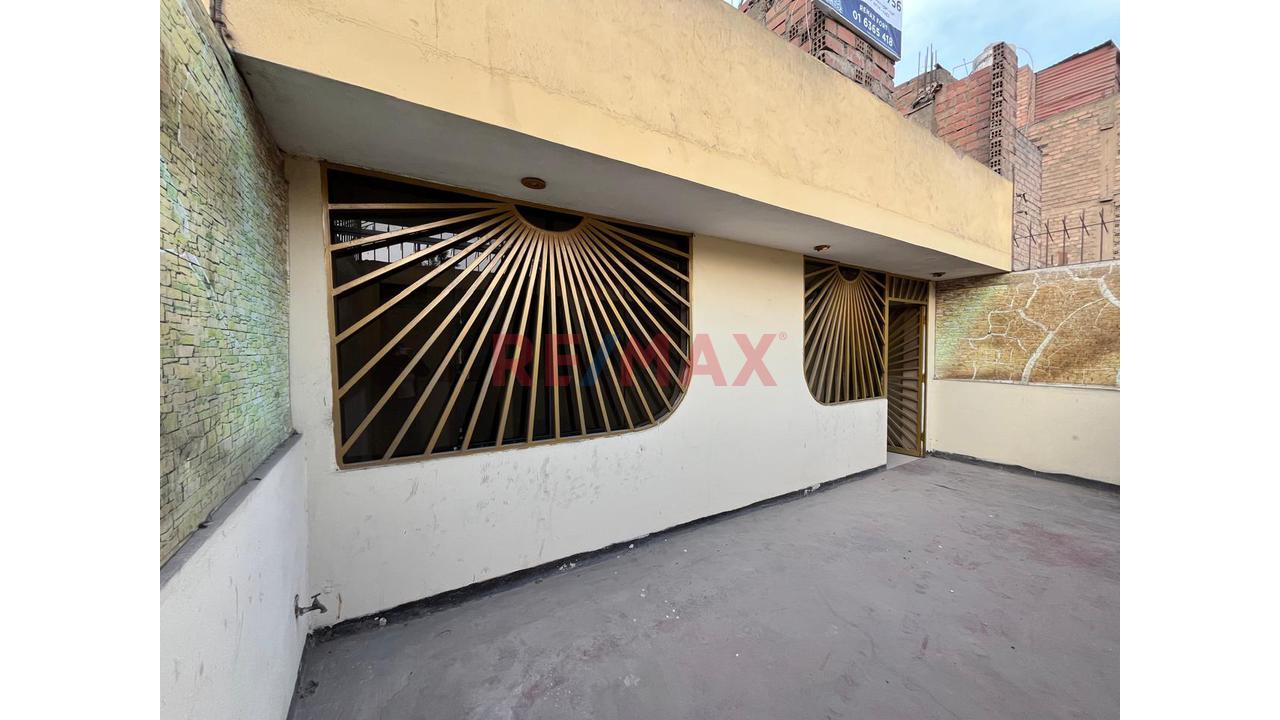 Venta De Casa Dos Frentes, A Unos Pasos Del Mercado Covida Muy Cerca A La Municipalidad De Los Olivos — foto 12