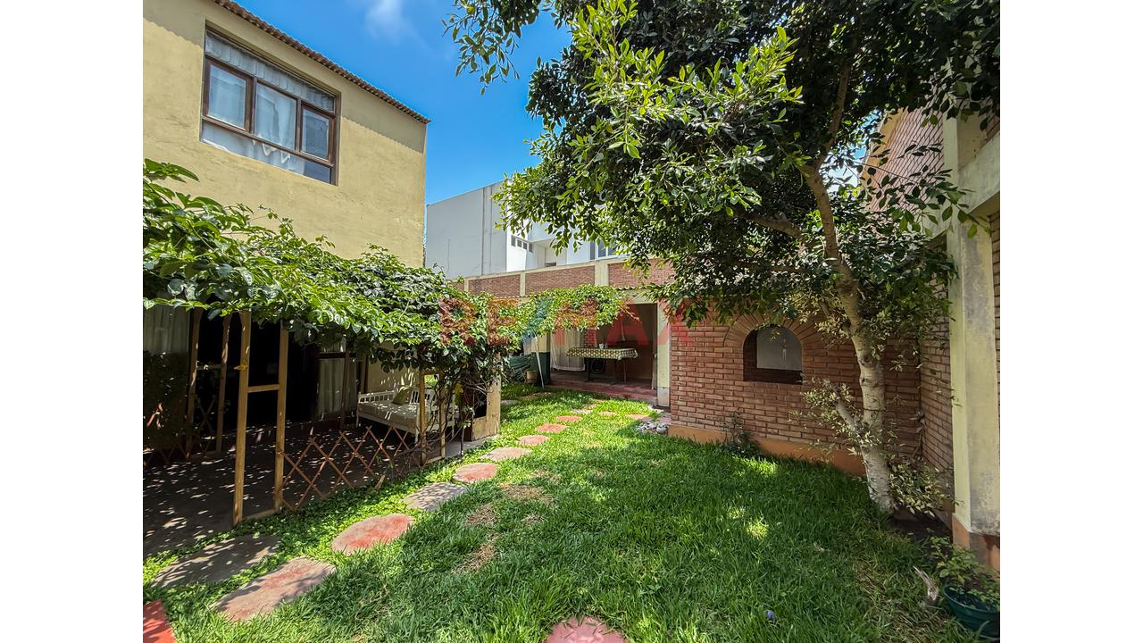 Terreno En Venta 500 M2 - Calle Los Naranjos, San Isidro - 12