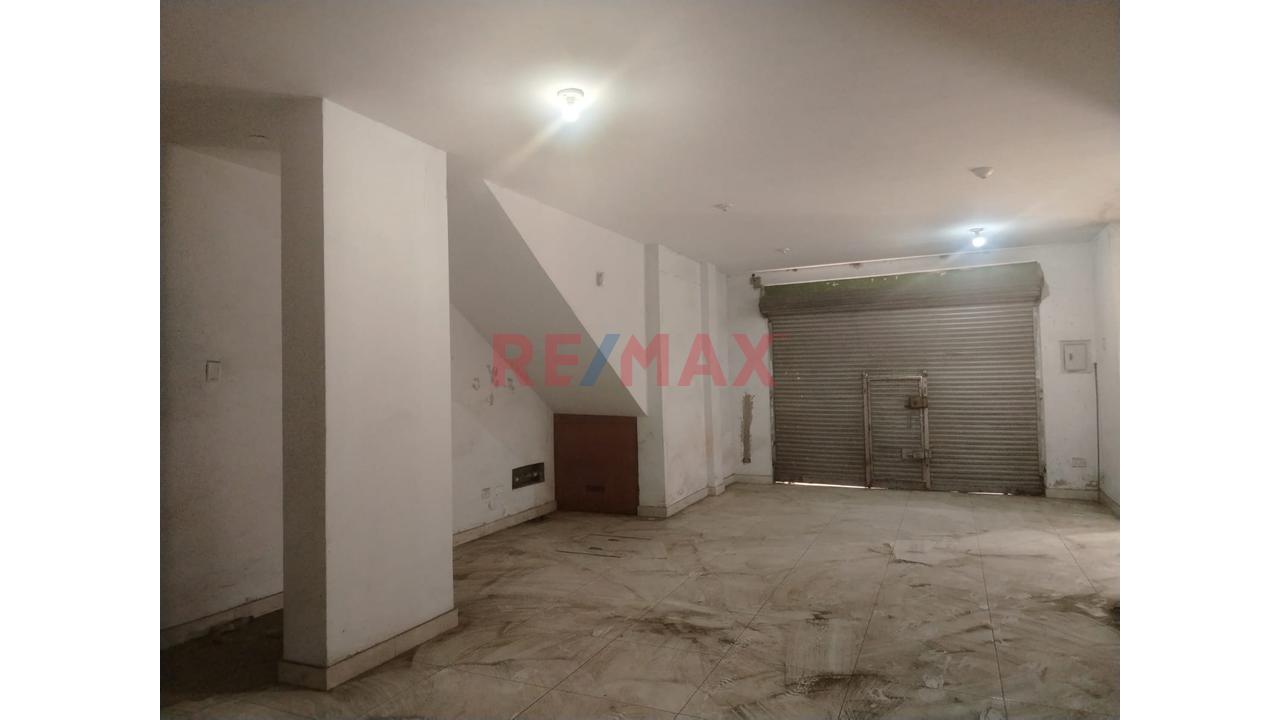 Se Alquila Local Comercial En Comas En Km11 - 8